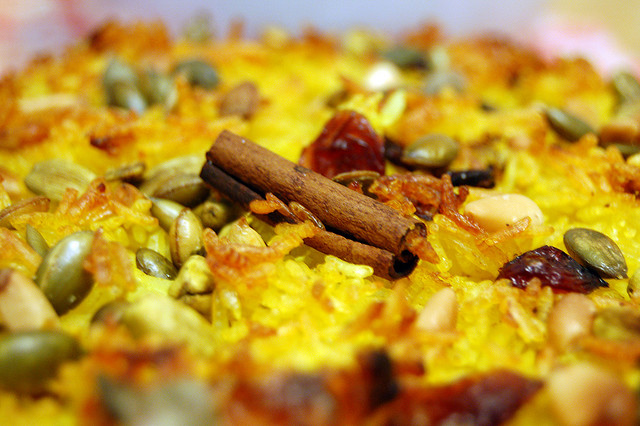 Biryani-style rice image via Framboise from flickr.