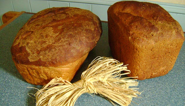 Bread by CeresB.